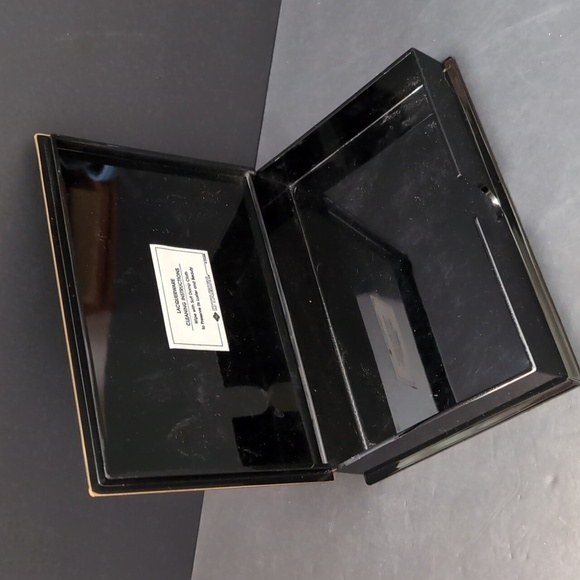 Otagiri Black Lacquered Jewelry/Trinket Box with Pink Florals. - Picture 4 of 11